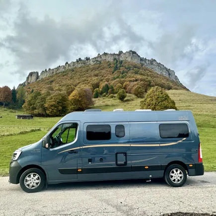 Nuovo van 4 posti pronto per il noleggio. Van delfin renault