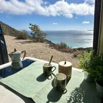 breakfast on the van with view
